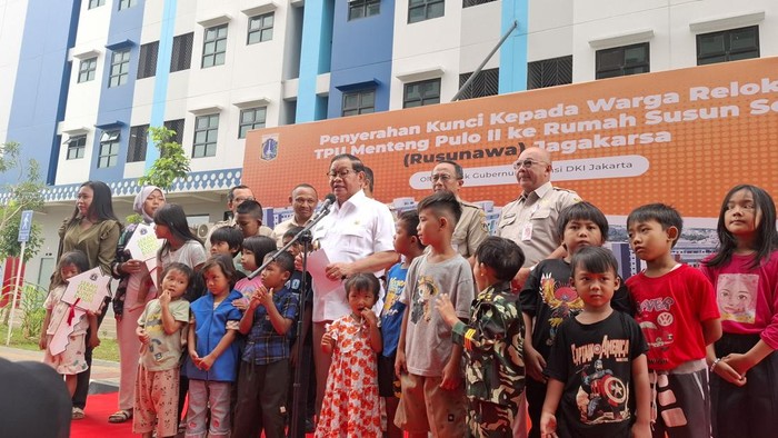 Pramono Relokasi 137 KK TPU Menteng Pulo ke Rusun, Sewa Gratis 6 Bulan