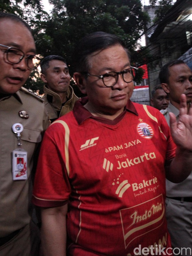 Gubernur Pramono Cek Gedung Terra Drone Jakpus yang Terbakar