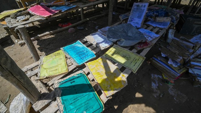 Jangan Kaget! Ijazah Cetak Ulang karena Rusak Bisa Tak Mirip dengan Yang Lama