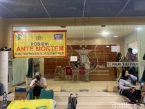 Polda Metro Dirikan Posko Bantu Keluarga Korban Kebakaran Gedung di Jakpus