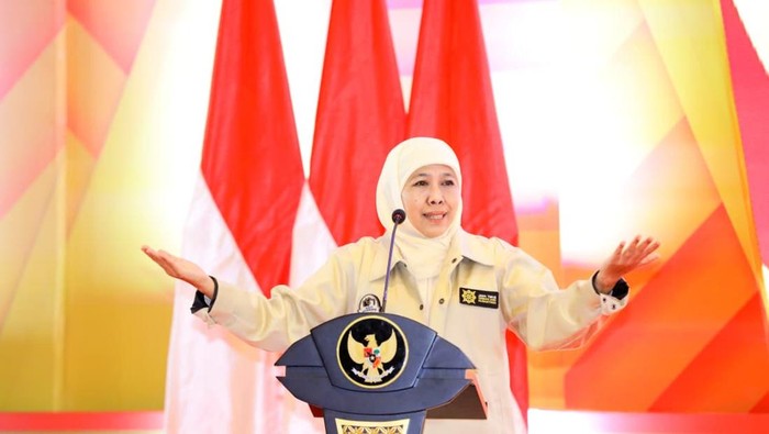 Gubernur Khofifah Tetapkan UMK 38 Kabupaten/Kota Jatim Malam Ini