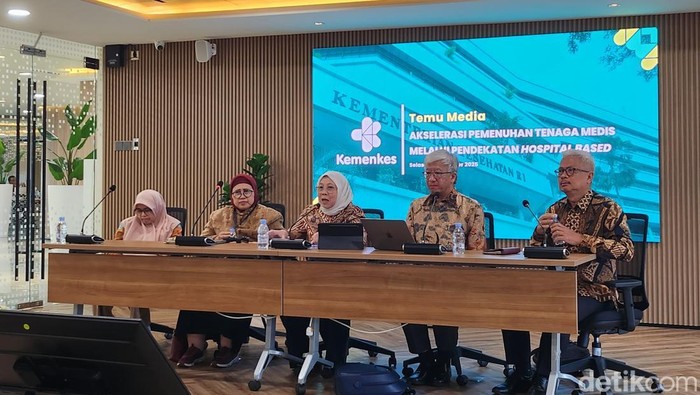 Dokter PPDS Hospital Based Vs University Based Beda Kualitas? Ini Penegasan Kemenkes