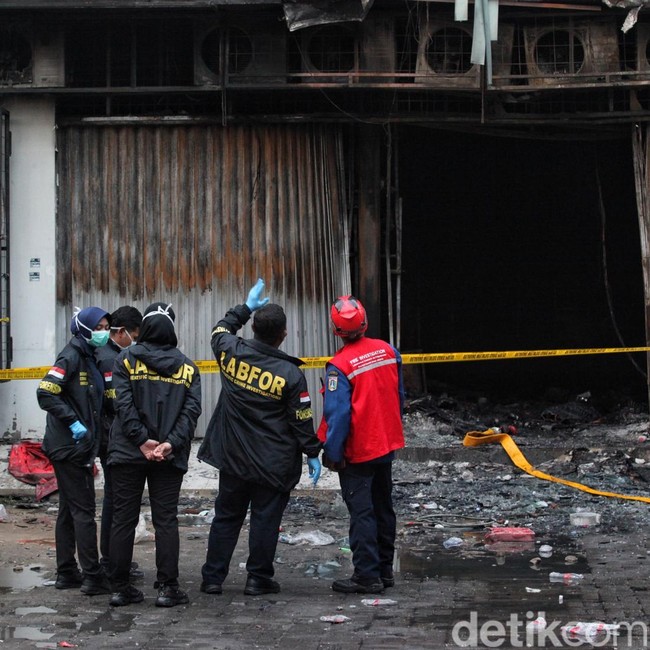 Labfor Polri Telusuri Pemicu Kebakaran Ruko di Kemayoran