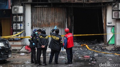 Labfor Polri Telusuri Pemicu Kebakaran Ruko di Kemayoran