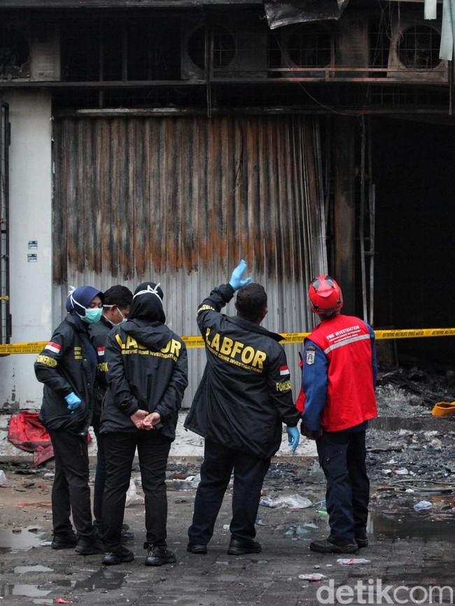 Labfor Polri Telusuri Pemicu Kebakaran Ruko di Kemayoran