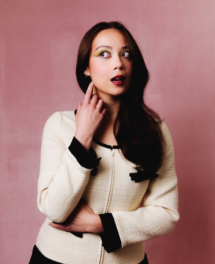 Laufey rilis album ketiga, gelar sesi dengar dan kolaborasi dengan menu makanan di 75 kota termasuk Jakarta.