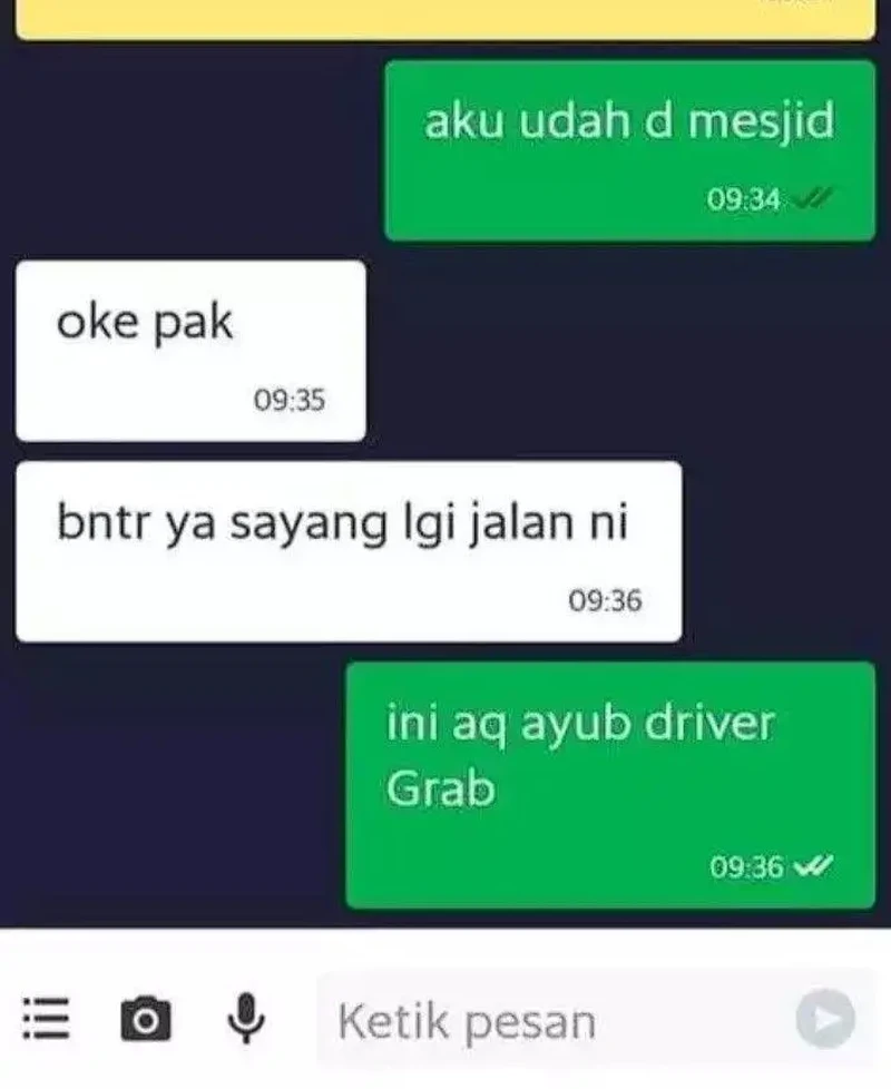 Kalau lagi nggak fokus, mending tunda dulu deh urusan bales chatnya. Daripada salah kirim kayak berikut ini, jadinya malu berat.