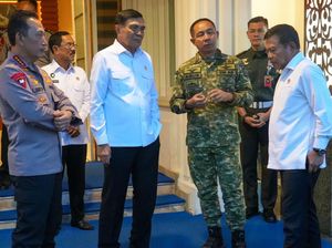 Menko Polkam Rakor Bareng Panglima TNI-Kapolri-BIN soal Penanganan Bencana Sumatera