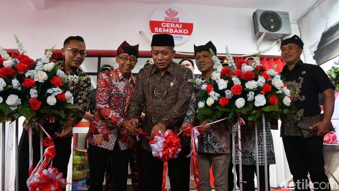 Menkop Apresiasi Integrasi KDKMP Banyuwangi dengan Aplikasi Jaga Desa