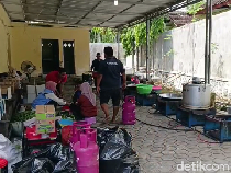 Video: Kemensos Pasok 420 Ribu Porsi Makanan untuk Korban Banjir Sumatera