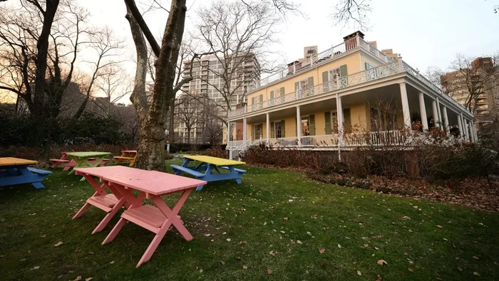 Penampakan Gracie Mansion, Rumah Wali Kota New York