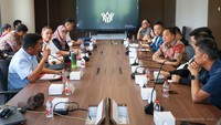 Pertemuan berlangsung interaktif melalui dialog antara para calon investor dan jajaran Otorita IKN. Beragam topik dibahas mulai dari peluang pasar, sektor investasi prioritas, hingga arah pembangunan jangka panjang IKN. Dok. Otorita IKN