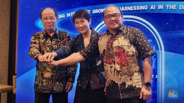 President Director Ingram Micro Indonesia, Mulia Dewi Karnadi dalam acara Ingram Micro Innovation Day (IMID) 2025 di Jakarta, Selasa (9/12/2025). (CNBC Indonesia/
Intan Rakhmayanti Dewi)