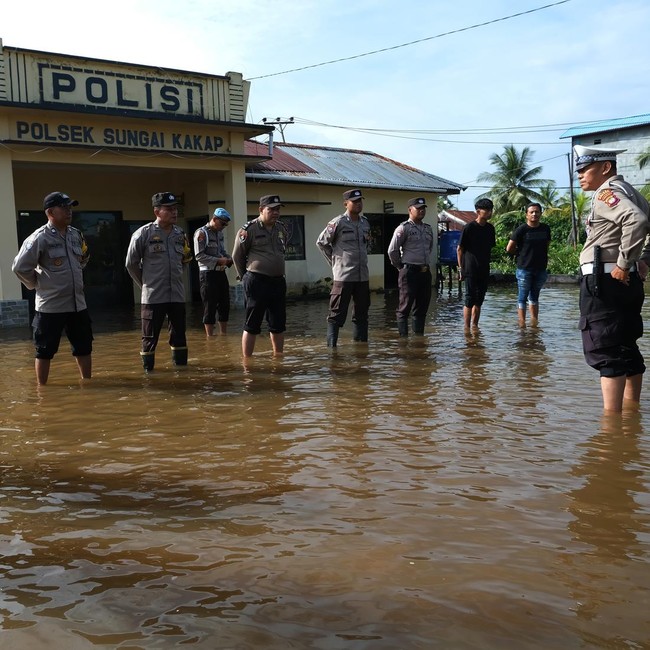 Rob Rendam Kantor Polisi, Polsek Sungai Kakap Tetap Siaga Layani Warga