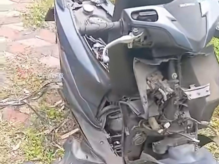Motor Dipreteli Nangkring di TPU Ciputat Tangsel, Diduga Hasil Curian
