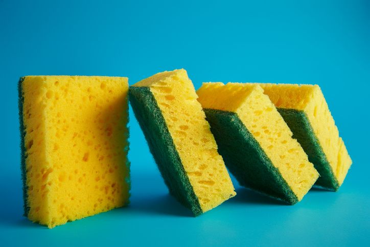 Spons cuci piring Spons cuci piring bisa berbahaya untuk kesehatan.