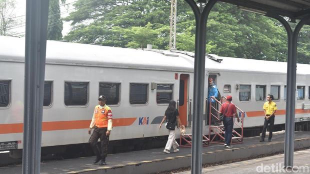 Stasiun Wonokromo Stasiun Wonokromo