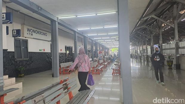 Stasiun Wonokromo Stasiun Wonokromo