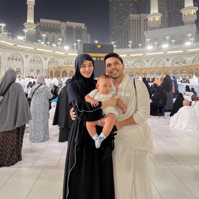 Thariq Halilintar Umrah Bareng Aaliyah-Anak: Semoga Allah Jaga Kami