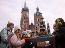 7 Perayaan Natal Unik di Berbagai Negara, Ada yang Rayakan pada Januari