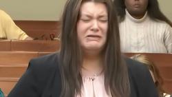 Ratu Kecantikan Nangis Dijatuhi Hukuman Seumur Hidup, Tewaskan Anak Kekasih