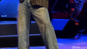 Penampilan Adrian yang penuh emosi bisa tertangkap kamera dengan jelas. Vivo X300 Pro dilengkapi teknologi stabilisasi baru yang bekerja seperti mata manusia. Foto: Virgina Maulita Putri/detikINET