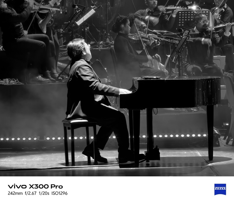 Vivo X300 Pro di konser Symphonesia