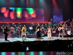 Aksi Orkestra Erwin Gutawa yang Ekspresif dalam Jepretan Vivo X300 Pro