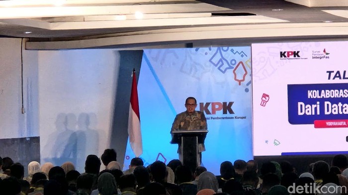 Survei Integritas KPK: 95% Responden Ngaku Lihat Pegawai Publik Terima Uang