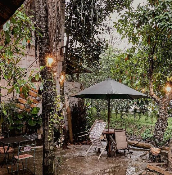 5 Kafe Teduh di Sawangan Depok, Ada Pemandangan Sungai! 5 Kafe Teduh di Sawangan Depok, Ada Pemandangan Sungai!