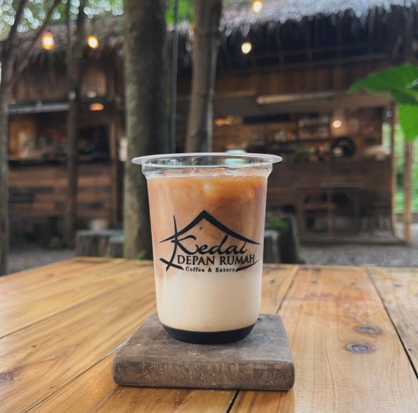 5 Kafe Teduh di Sawangan Depok, Ada Pemandangan Sungai! 5 Kafe Teduh di Sawangan Depok, Ada Pemandangan Sungai!