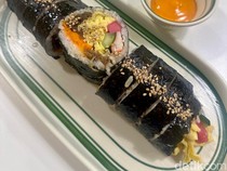 Yummy! Ada Bulgogi Gimbab dan Rose Tteokbokki Mantul di Depok