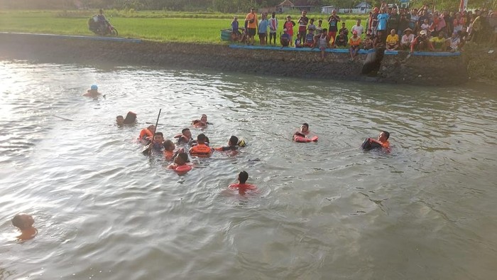 4 Orang Terpental ke Sungai Usai Kecelakaan Motor di Saden Bantul, 1 Tewas