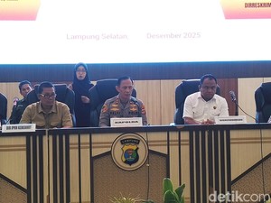 Kayu Gelondongan di Pantai Lampung adalah Milik PT Minas Pagai Lumber