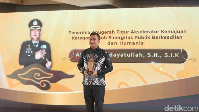Kapolres Ciamis Dianugerahi Tokoh Sinergitas Publik Berkeadilan dan Humanis
