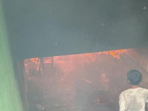 Video: Pesantren di Jagakarsa Jaksel Terbakar