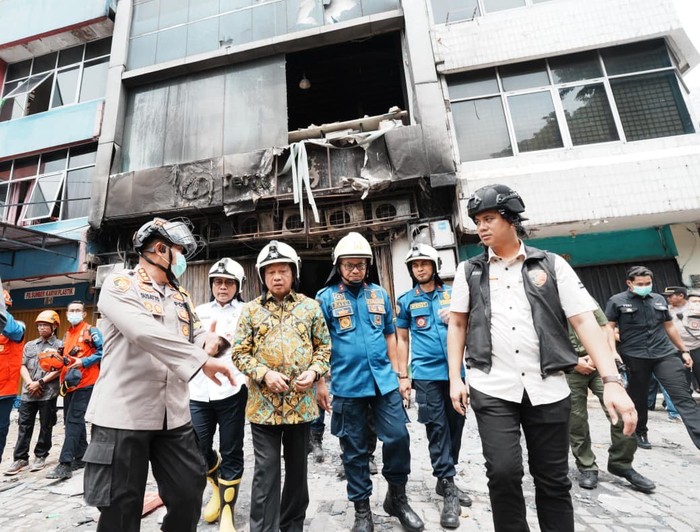 Tinjau Lokasi Kebakaran Kemayoran, Mendagri Evaluasi Kelayakan Bangunan