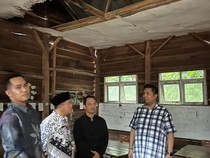 SD di Hutan Pandeglang Rusak Parah, Siswa Diajar 1 Guru-Fasilitas MCK Tak Ada