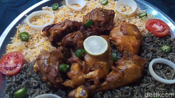 Olahan Kambing Muda Bakar dari Purwakarta yang Viral Jelang Nataru