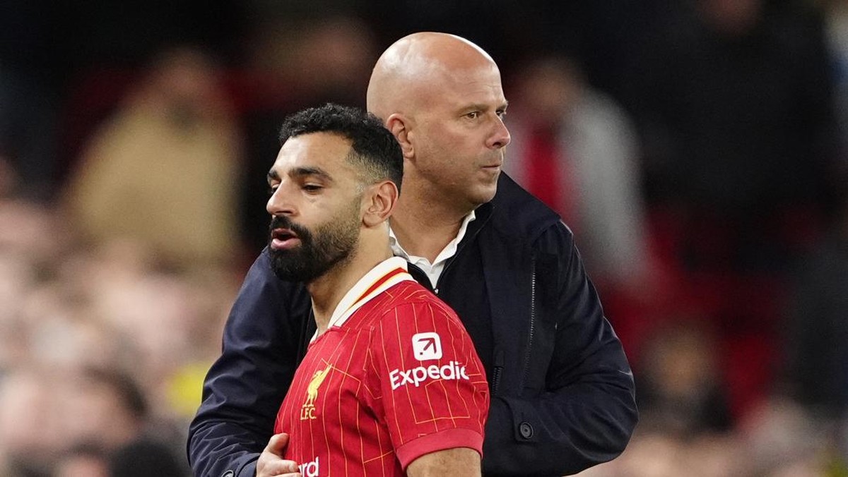 Mohamed Salah dan Arne Slot. (Foto: PA Images via Getty Images/Peter Byrne - PA Images)