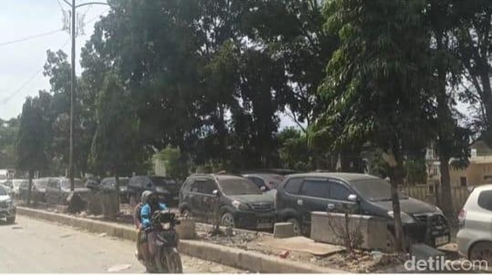 Ratusan Mobil Terjebak di Jalan Saat Banjir Bandang Aceh Tamiang