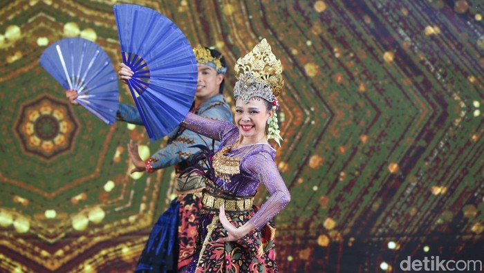 detikJabar kembali menggelar Anugerah detikJabar Award 2025 di Hotel Salak The Heritage, Kota Bogor, Rabu (10/12/2025). Acara ini sebagai bentuk apresiasi bagi tokoh, institusi, dan komunitas yang berkontribusi positif untuk Jawa Barat.