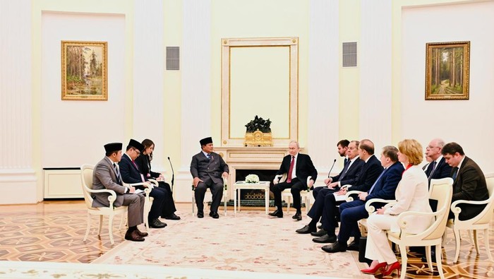 Bertemu di Kremlin, Putin Tawari Prabowo Teknologi Pembangkit Listrik Nuklir