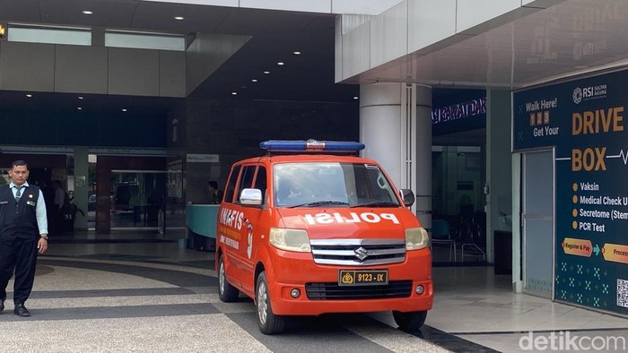Rekonstruksi kasus dugaan penganiayaan dokter Astra oleh dosen FH Unissula, di RSI Sultan Agung, Kecamatan Genuk, Kota Semarang, Rabu (10/12/2025