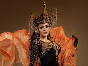 Pesona Ubur-ubur Kakaban dalam Kostum Rinanda Aprillya di Ajang Miss Charm