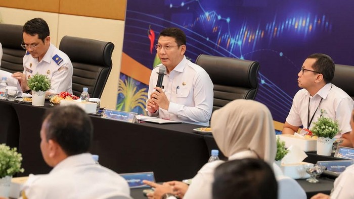 Jelang Nataru, Pemprov Banten Gelar Pasar Murah untuk Cegah Penimbunan Pangan