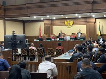 Kurir Ini Akui Antar Rp 1,2 M ke Terdakwa Rintangi Penyidikan 3 Kasus Korupsi