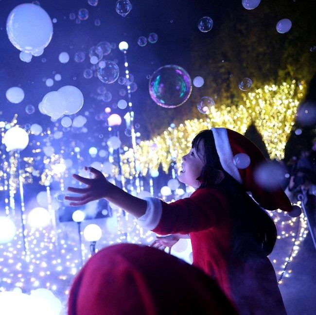 Tokyo Hadirkan Suasana Musim Liburan Penuh Cahaya