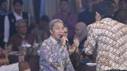Kala Walkot Bogor Ikut Nyanyi Bareng Cakra Khan di detikJabar Awards 2025