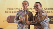 Inisiasi Program Padat Karya, Walkot Dedie Rachim Raih detikJabar Award 2025